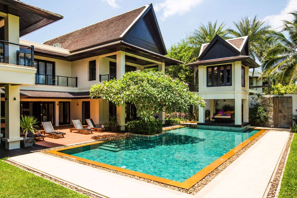 Spectacular pool villa -100 meters from Layan beach