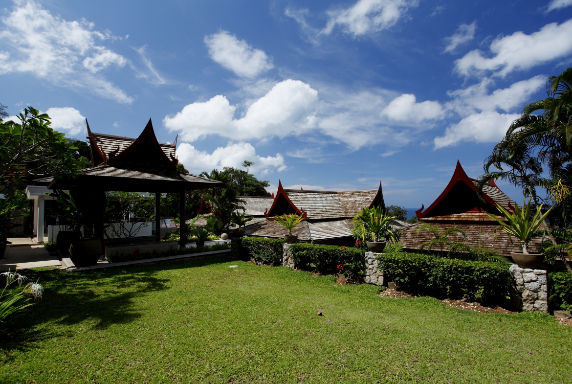Breath-taking panoramic views villa-In the heart of Surin
