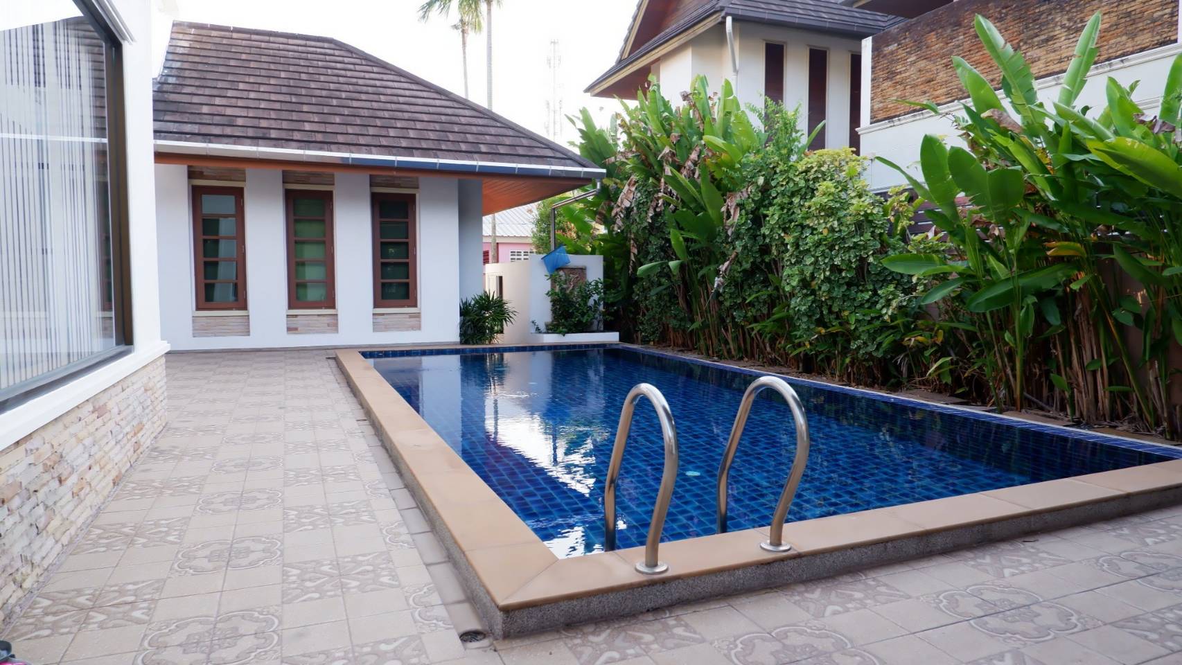 Private pool villa