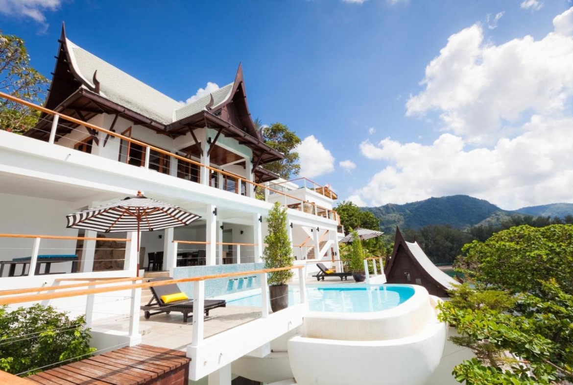 Beautiful tropical villa